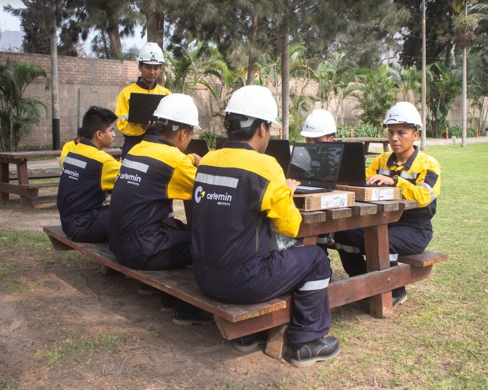 Capacitación y su Impacto en la Productividad Laboral de tu Trabajador Minero