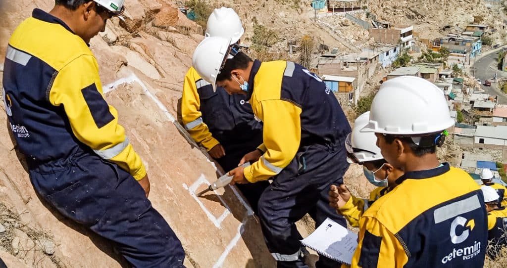 Capacitación minera