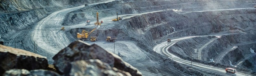 En este artículo conoceremos la importancia, características, tendencias y desafíos que enfrenta la industria minera en el Perú.